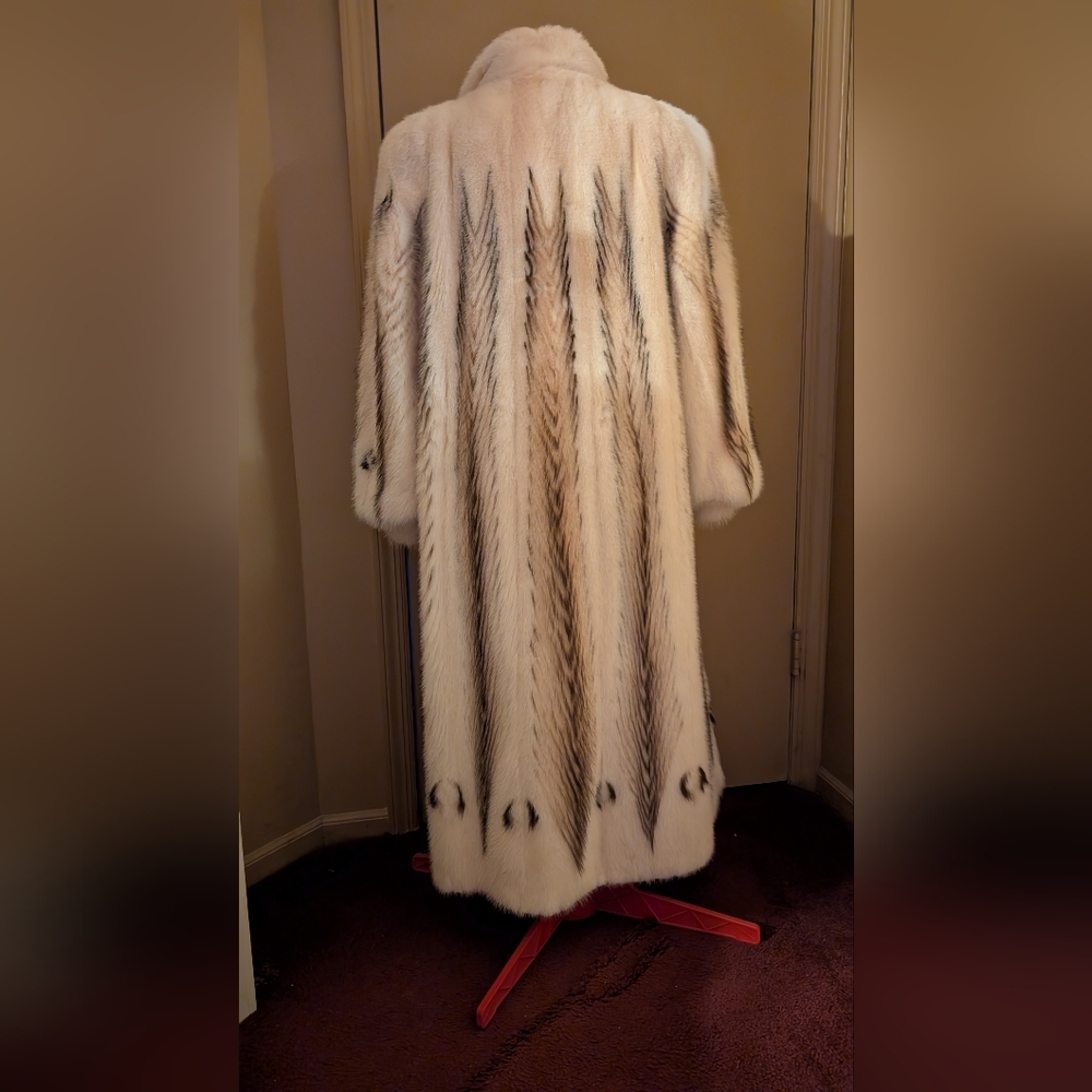 Taking offers ! Was 10k Vintage Mink & Fitch w/Brown Herringbone & circles '80's - Picture 2 of 7